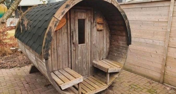 Opknapper Barrel buiten Sauna met Houtkachel, Sport en Fitness, Sauna, Gebruikt, Complete sauna, Fins of Traditioneel, Ophalen