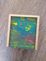 Spel: NIEUW! Dobbelstenen en kaarten in houten doosje, Ophalen of Verzenden, Nieuw