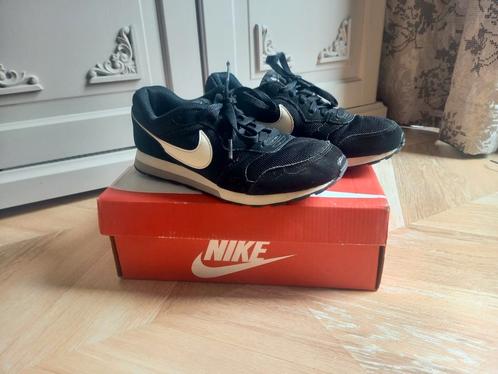 Gympen nike md runner 2 maat 37 -38, Sport en Fitness, Loopsport en Atletiek, Gebruikt, Hardloopschoenen, Nike, Ophalen of Verzenden