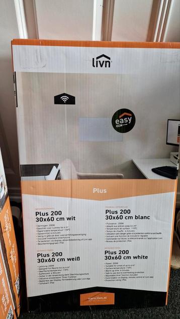 Livn Plus 200 30x60 cm wit infraroodpaneel nieuw in doos beschikbaar voor biedingen