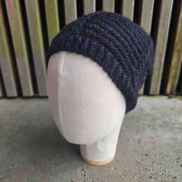 Zwart gehaakte beanie van ystrdy beschikbaar voor biedingen