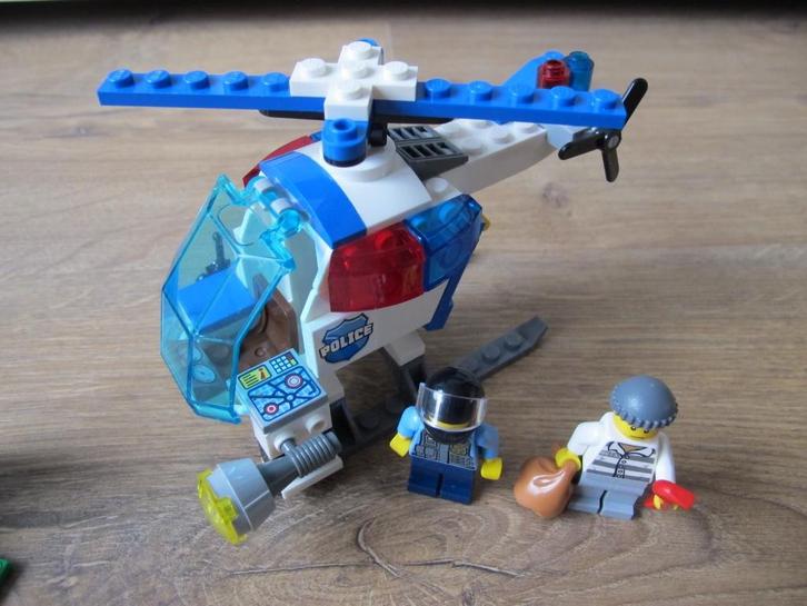 Lego Juniors 10720 Politiehelikopter achtervolging, Kinderen en Baby's, Speelgoed | Duplo en Lego, Gebruikt, Lego, Complete set