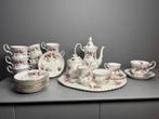 Royal albert Lavender Rose -  28 delig Servies set, Antiek en Kunst, Antiek | Servies compleet, Ophalen of Verzenden