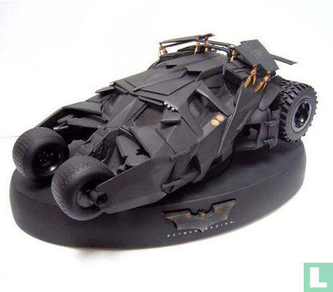 DC Direct Batmobil Tumbler Batman Begins, Verzamelen, Film en Tv, Zo goed als nieuw, Ophalen of Verzenden
