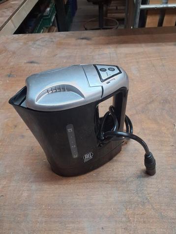 A.I.&E. Waterkoker 12V - Zo goed als nieuw beschikbaar voor biedingen
