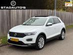 Volkswagen T-Roc 1.5 TSI Sport Panoramadak|Carplay|PDC|NAP!, Auto's, Volkswagen, Voorwielaandrijving, Stof, 4 cilinders, 150 pk