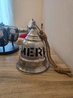 Kerstmis decoratie bel, Ophalen