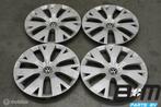 Set 16 inch wieldoppen VW T-Cross 2GM601147B, Auto-onderdelen, Banden en Velgen, Gebruikt, Band(en)
