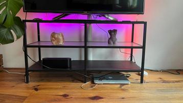 TV stand ikea  beschikbaar voor biedingen