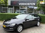 Skoda Octavia Combi 1.0 TSI Greentech Ambition Business - CL, Auto's, Stof, 116 pk, Zwart, Origineel Nederlands