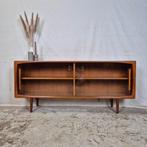 Dyrlund vintage jaren 60 teak vitrine sideboard, tv meubel, Huis en Inrichting, Ophalen, Scandinavisch, Silkeborg, lowboard, Dyrlund