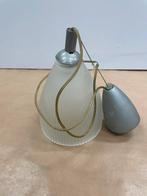 Ikea Lucitalia melkglas hanglamp in hoogte verstelbaar, Minder dan 50 cm, Glas, Ophalen of Verzenden, Zo goed als nieuw