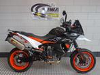 KTM 890 SMT (bj 2023), 2 cilinders, Meer dan 35 kW, SuperMoto, 889 cc