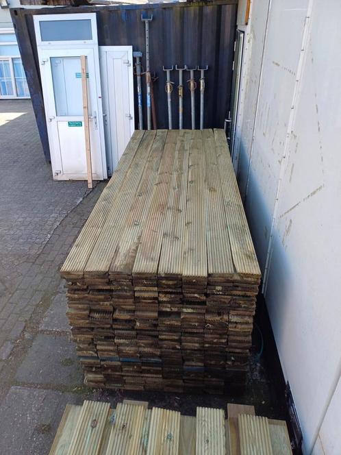 Vlonderplanken / terrasdelen 27 mm dik, Tuin en Terras, Terrasdelen en Vlonders, Zo goed als nieuw, Hout, Ophalen