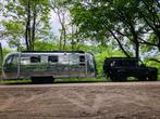 Airstream overlander 1974 unieke staat voor super prijs!, Caravans en Kamperen, Rondzit, 2 aparte bedden, Particulier, 2000 kg en meer