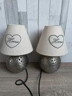 2 achemer tafel lampjes grijs/zilver beige kap home tekst, Ophalen of Verzenden, Zo goed als nieuw, Minder dan 50 cm