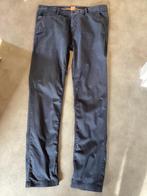 Mooie chino van BOSS/Hugo Boss in maat 36, Kleding | Heren, Broeken en Pantalons, Maat 52/54 (L), Blauw, Ophalen of Verzenden