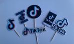 Set van 10 Tiktok traktatie prikkers, Hobby en Vrije tijd, Feestartikelen, Ophalen of Verzenden, Nieuw, Versiering, Verjaardag