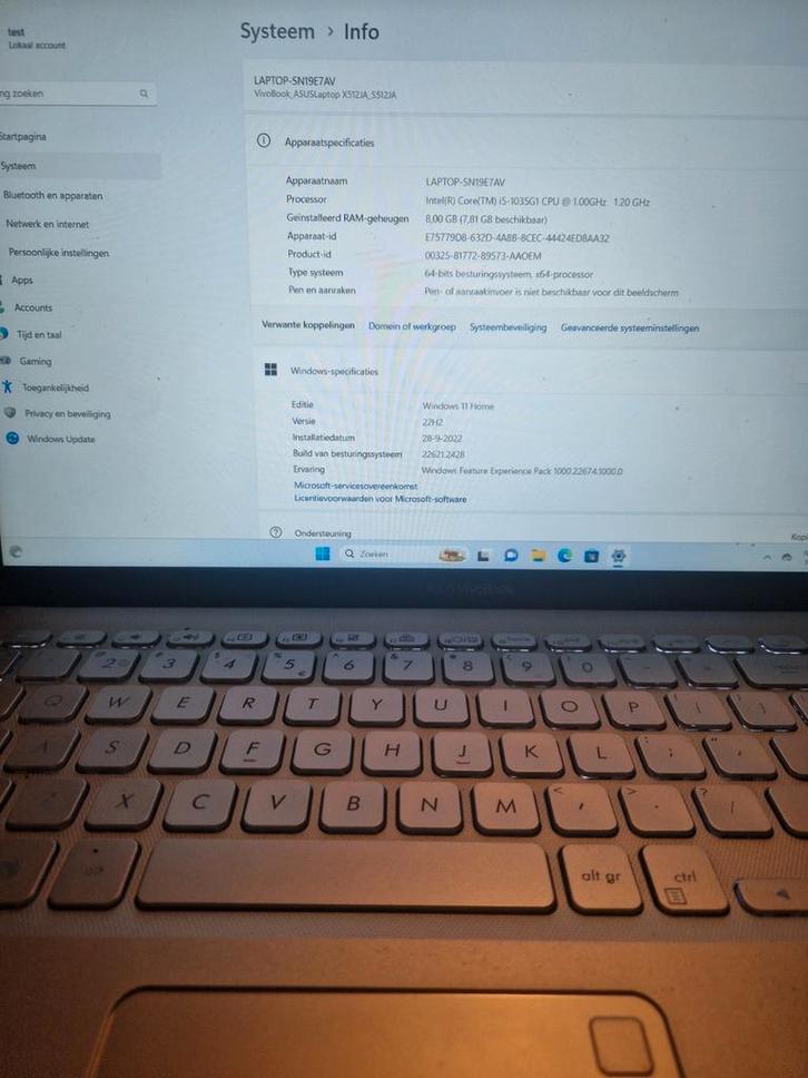 Asus Vivobook 15 - Nette Laptop, Computers en Software, Windows Laptops, Gebruikt, 15 inch, SSD, Minder dan 2 Ghz, Qwerty, Met videokaart