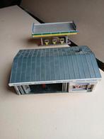 Garage met interieur en pompstation, Overige merken, Gebruikt, Gelijkstroom of Wisselstroom, Brug, Tunnel of Gebouw