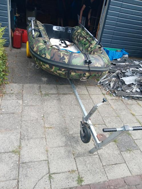 Rubberboot met 5PK Marine motor en trailertje, Watersport en Boten, Rubberboten, Zo goed als nieuw, Overige merken, Overige materialen