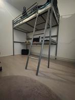 Svärta hoogslaper ikea met bureau, Kinderen en Baby's, Kinderkamer | Bedden, Ophalen of Verzenden, Zo goed als nieuw, 180 cm of meer