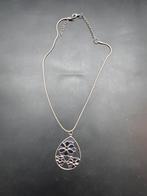 Ketting met bloem hanger, Ophalen of Verzenden, Zo goed als nieuw, Zilver, Met hanger