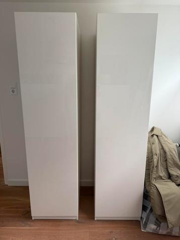 2 kledingkasten (nieuwstaat) beschikbaar voor biedingen