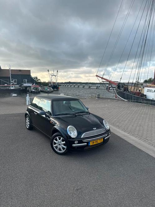 Mini 1.6 16V ONE 2001 Zwart, Auto's, Mini, Particulier, Benzine, C, Hatchback, Handgeschakeld, Origineel Nederlands, Zwart, Voorwielaandrijving