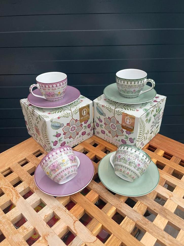 Pip studio lily lotus espresso kop&schotel 120 ml nieuw, Huis en Inrichting, Keuken | Servies, Nieuw, Kop(pen) en/of Schotel(s)