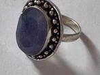 925 zilveren ring met korund, Gebruikt, Ophalen of Verzenden, Kleiner dan 17, Met edelsteen