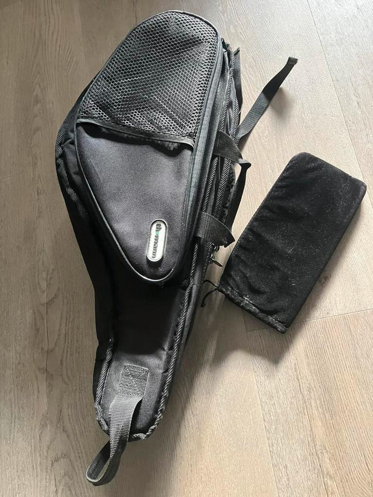 Fijne rugtas voor alt saxofoon, Muziek en Instrumenten, Behuizingen en Koffers, Zo goed als nieuw, Saxofoon, Ophalen