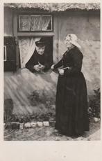 blaricum klederdracht, Ophalen of Verzenden, 1940 tot 1960, Gelopen, Noord-Holland