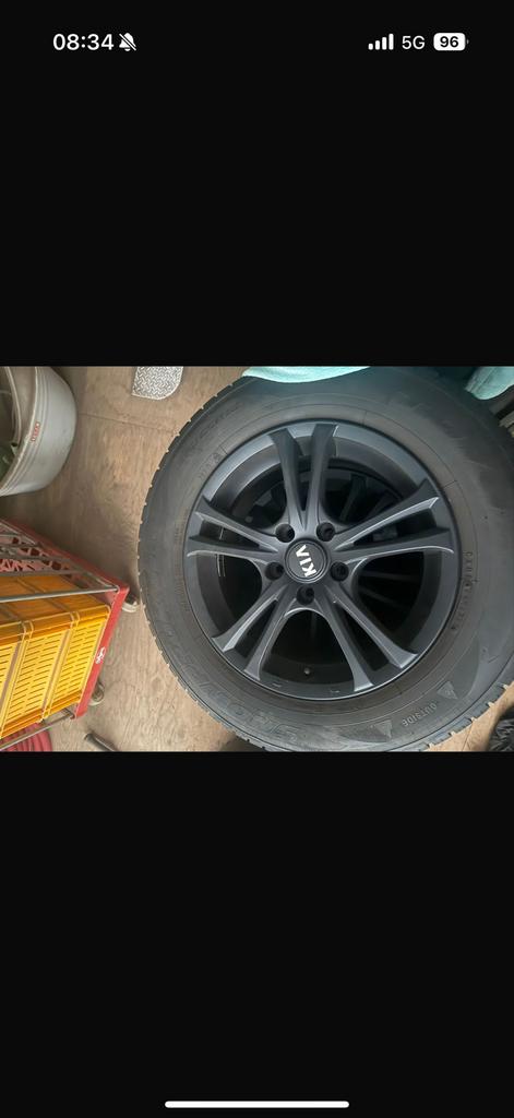Kia sportage Velgen met winterbanden, Gebruikt, Overige, Banden en Velgen, Overige maten