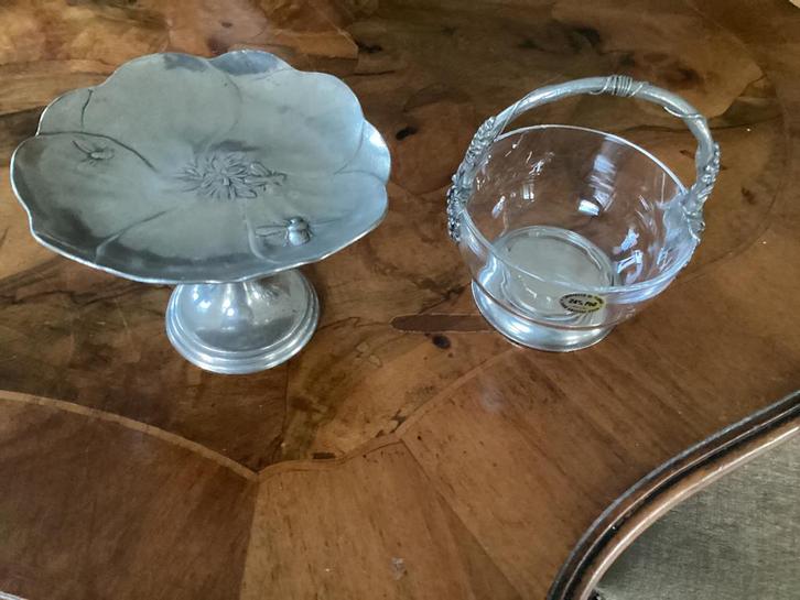 Zilverkleurige koekjes/ bonbonschaal en suikerpot, Antiek en Kunst, Antiek | Glas en Kristal, Ophalen of Verzenden