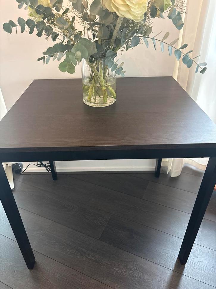 Mooie donkerbruine uitschuifbare tafel, Antiek en Kunst, Antiek | Meubels | Tafels, Ophalen of Verzenden