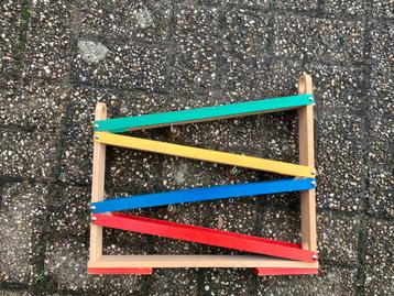 Houten Speelgoed knikkerbaan beschikbaar voor biedingen