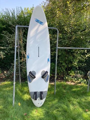 slalom/freerace board Mikes Lab SL24 ca 105 liter beschikbaar voor biedingen