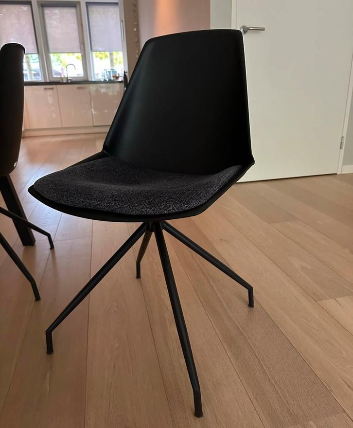 6 Xooon Kuipstoelen Nieuwstaat - Grijs, Huis en Inrichting, Stoelen, Zo goed als nieuw, Vijf, Zes of meer stoelen, Stof, Grijs