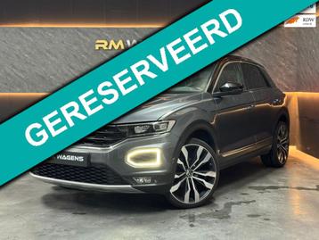 Volkswagen T-ROC 1.5 TSI R-Line|PANO|KEYLESS|CAM|IQ|SFEERV beschikbaar voor biedingen