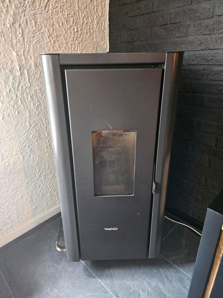 Freepoint pelletkachel, Huis en Inrichting, Kachels, Zo goed als nieuw, Pelletkachel, Overige brandstoffen, Ophalen