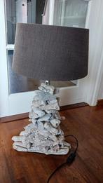 Lamp met voet van drijfhout., Ophalen, Zo goed als nieuw, Stof, 50 tot 75 cm