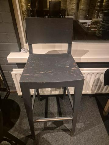 Houten Kruk met Rugleuning beschikbaar voor biedingen