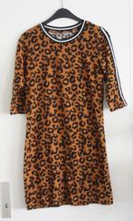 tuiniek jurk panterprint  maat 38, Kleding | Dames, Blouses en Tunieken, Ophalen of Verzenden, Gedragen, Maat 38/40 (M), Bruin