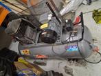 Compressor, Doe-het-zelf en Verbouw, Compressors, Ophalen, 400 tot 800 liter/min, Zo goed als nieuw, Mobiel