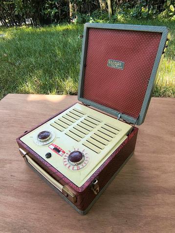 Vidor draagbare buizenradio 1954 - My Lady Margaret CN429 beschikbaar voor biedingen