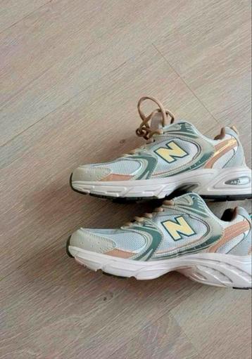 New Balance Sneakers. 39. Zgan. beschikbaar voor biedingen