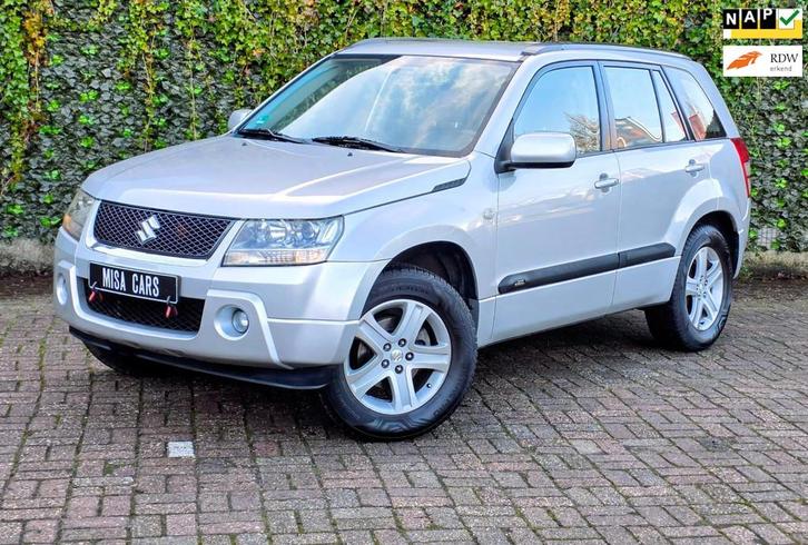 Suzuki Grand Vitara 2.0-16V Exclusive Airco APK 4x4 NW Koppe, Auto's, Suzuki, Bedrijf, Te koop, Grand Vitara, 4x4, ABS, Airbags