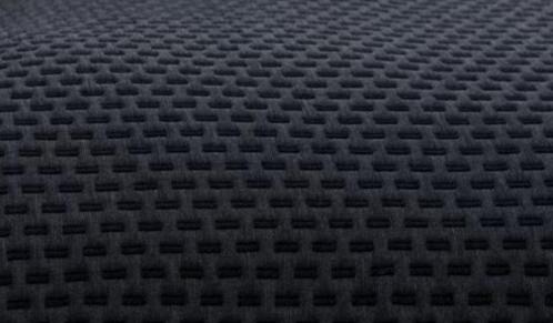 Kvadrat Febrik Dash; grijs+zwart 3D meubelstof; 13 meter, Hobby en Vrije tijd, Stoffen en Lappen, Nieuw, Wol, 120 cm of meer, 200 cm of meer