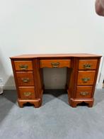 klassiek bureau, Ophalen